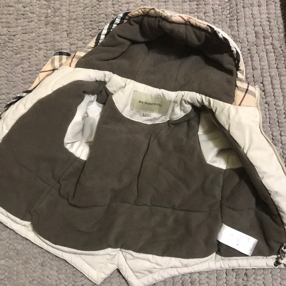 Infants Burberry Puffer Coat/Jacket 9M - Picture 4 of 4